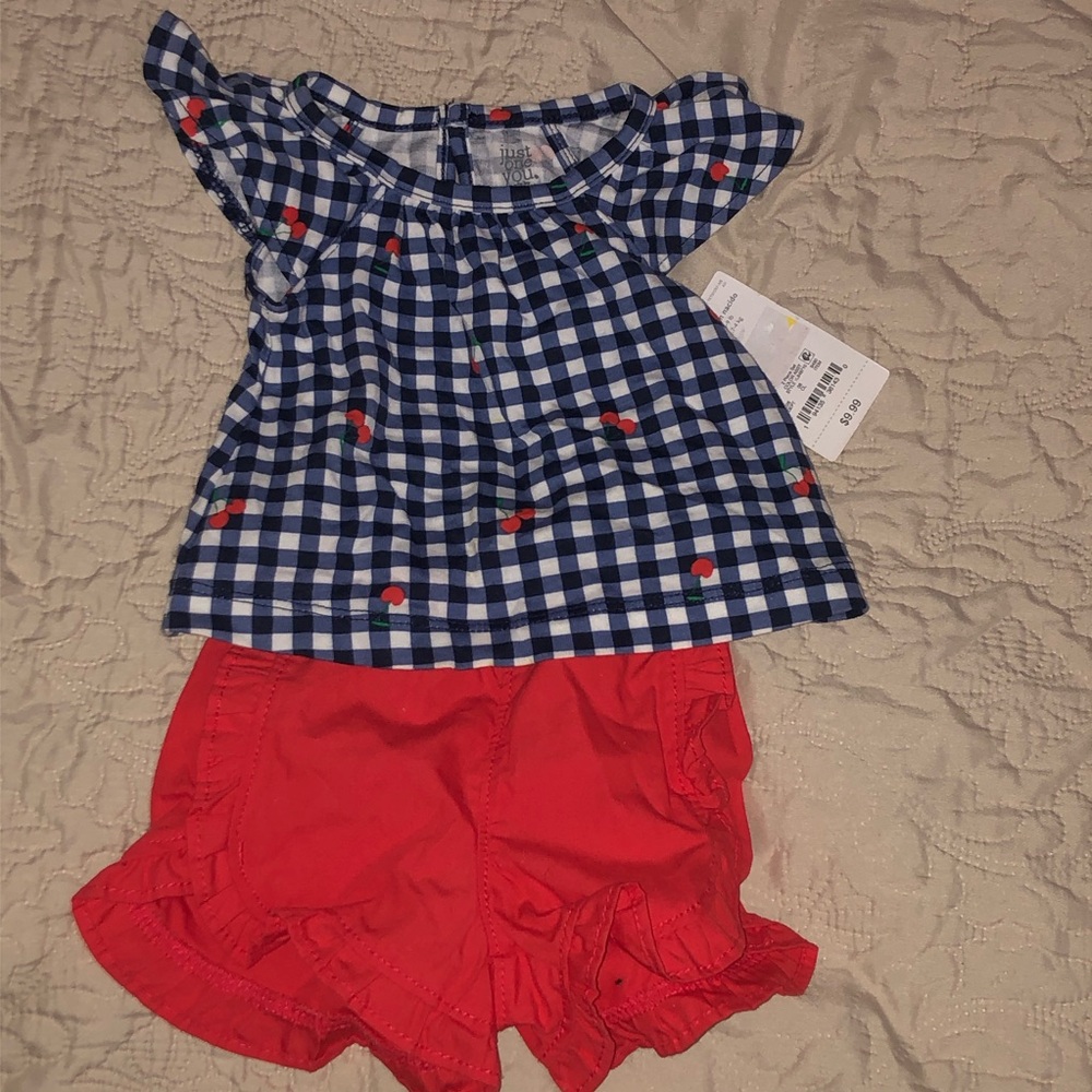 (Carter’s) Blue Checkered Top and Red Shorts Set 💙 🍒